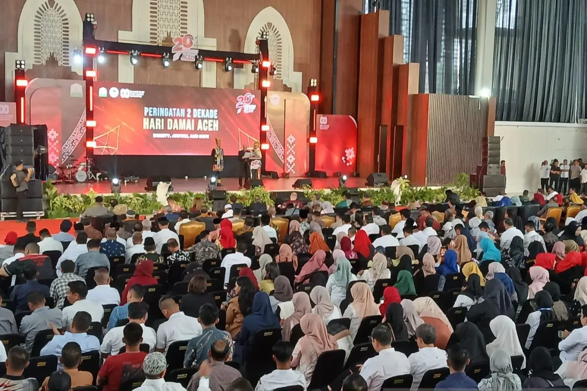 Acara peringatan 20 tahun perdamaian Aceh yang berlangsung di Balai Meuseuraya Aceh, di Banda Aceh, Jumat (15/8/2025) (Foto: ANTARA/Rahmat Fajri)