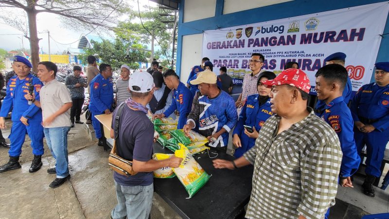 Ditpolairud Polda Aceh Salurkan 1,2 Ton Beras Murah