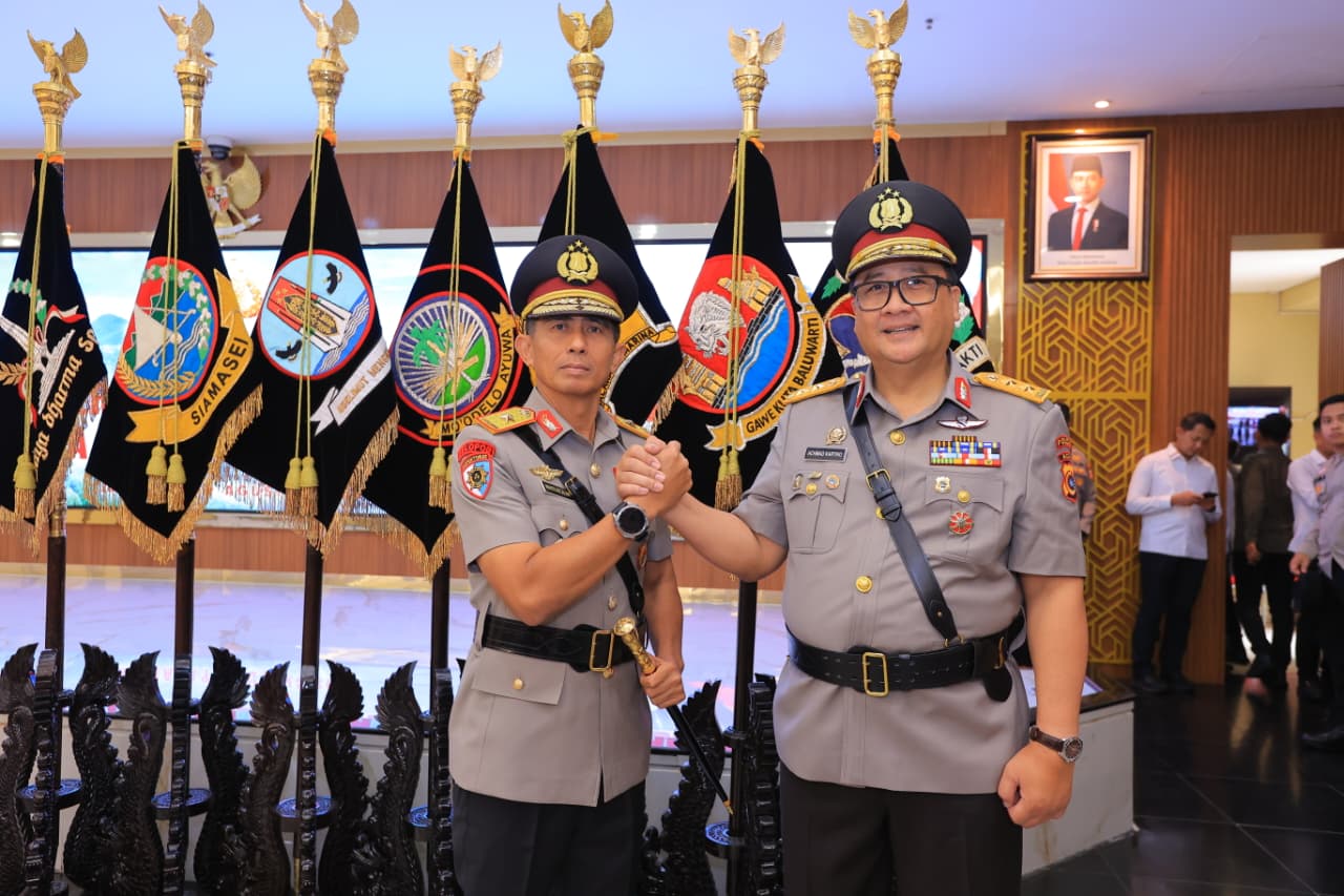 Brigjen Pol Marzuki Ali Basyah (kiri). Foto: Dok. Polda Aceh