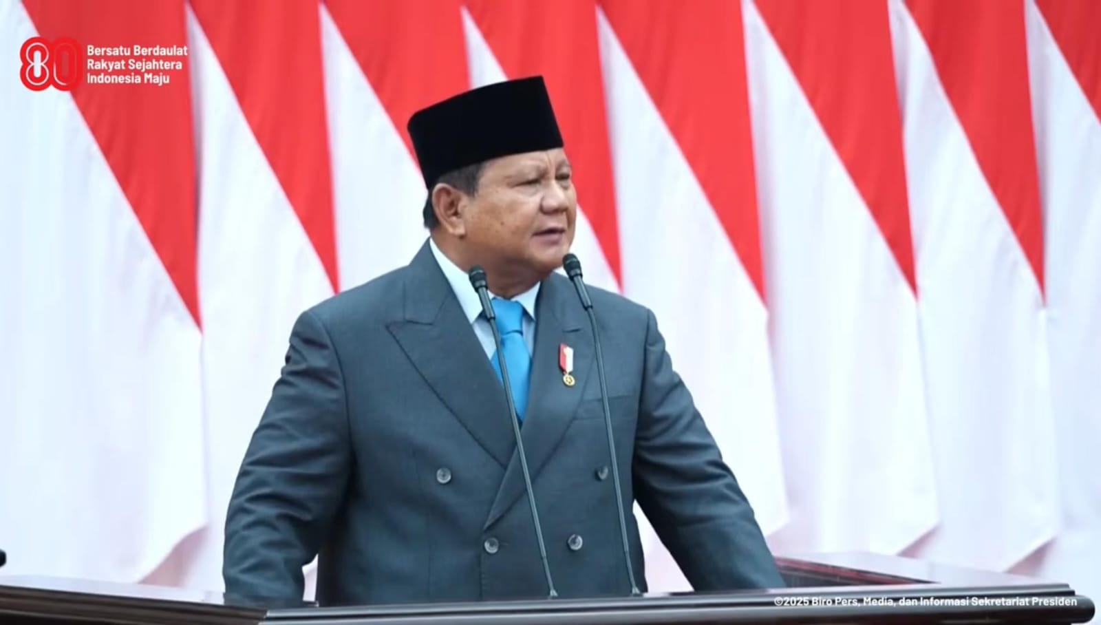 Presiden Prabowo Subianto menyampaikan pidato kenegaraan perdananya di hadapan sidang tahunan MPR, DPR, dan DPD, Jumat (15/8). (Foto: Tangkapan Layar)