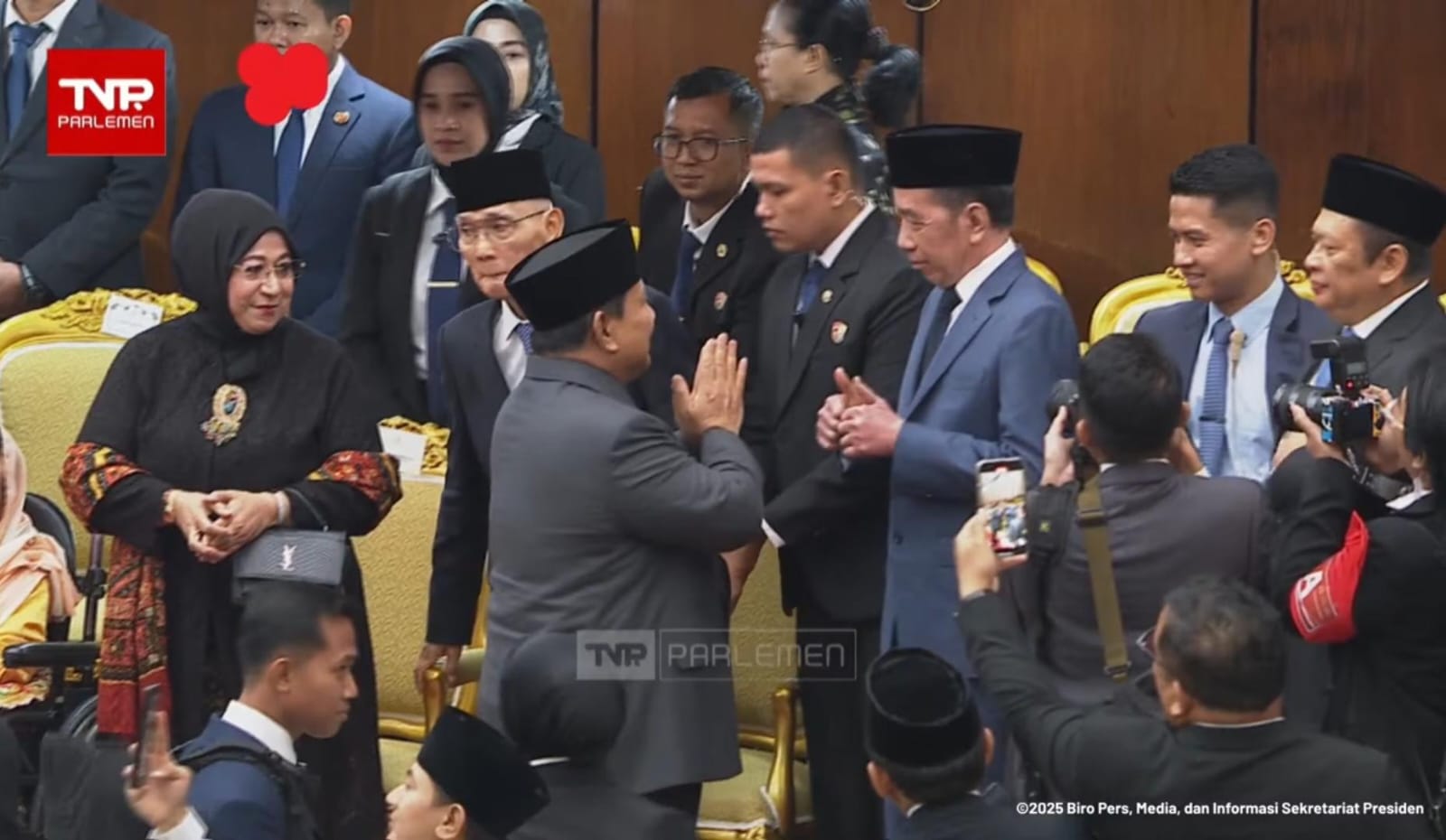 Prabowo Dapat Dua Jempol dari Jokowi Usai Pidato Kenegaraan. (Foto: Tanagkapan Layar)