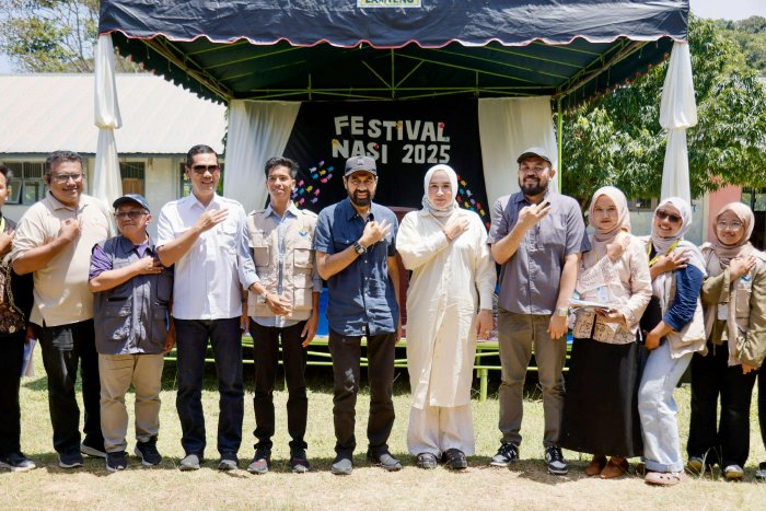 Gubernur Aceh Apresiasi Mahasiswa KKN UGM atas Kontribusi di Pulau Nasi, (Foto: Humas Aceh)