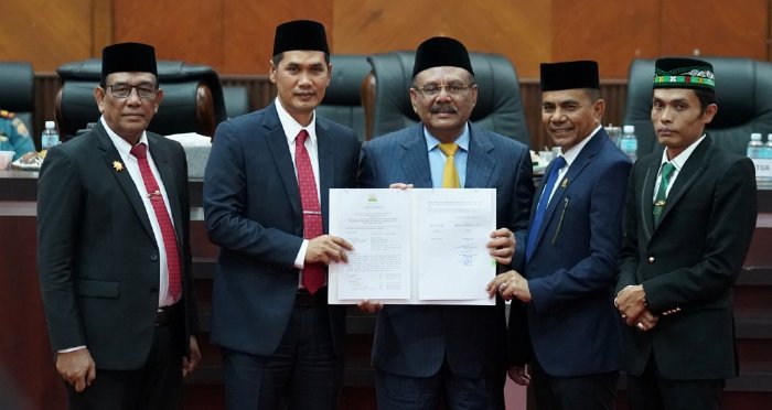 DPRA dan Gubernur Sepakati Pertanggungjawaban APBA 2024, Fraksi Sampaikan Catatan Kritis. (Foto: DPRA)