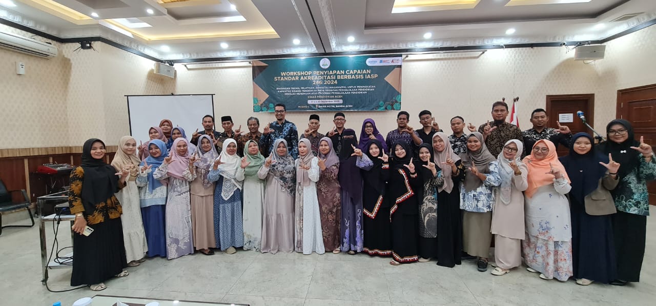 Dinas Pendidikan Aceh menggelar Workshop Penyiapan Capaian Standar Akreditasi Sekolah Berbasis IASP 2024 versi 2025 di Hotel Diana, Banda Aceh, 17–20 September 2025. (Foto: For Nukilan)