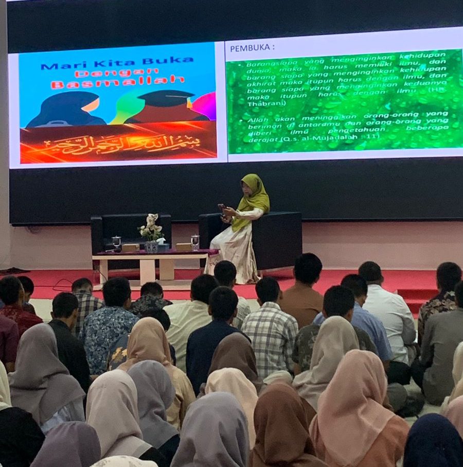 Fakultas Kedokteran Hewan (FKH) Universitas Syiah Kuala (USK) melalui Unit Pengembangan Program Pendamping Agama Islam (UP3AI) menggelar seminar psikologi. (Foto: For Nukilan)