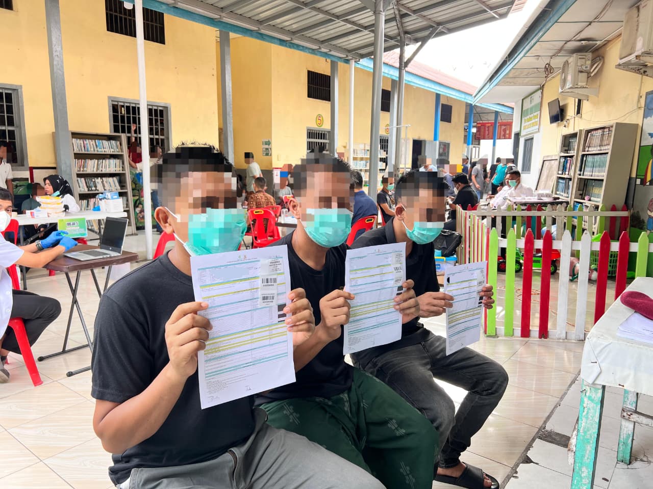 Sebanyak 117 warga binaan dan 39 tahanan di Rumah Tahanan Negara (Rutan) Kelas IIB Tapaktuan menjalani pemeriksaan tuberkulosis (TB). (Foto: For Nukilan)