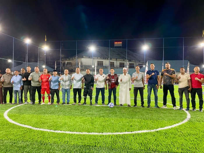 Bupati Aceh Barat Resmikan Lapangan Mini Soccer Bumi Teuku Umar. (Foto: Humas Aceh Barat)