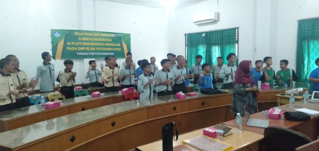 DPPPA Aceh Gelar Psikoedukasi PUSPAGA di MA Darul Ulum Banda Aceh. (Foto: DP3A)