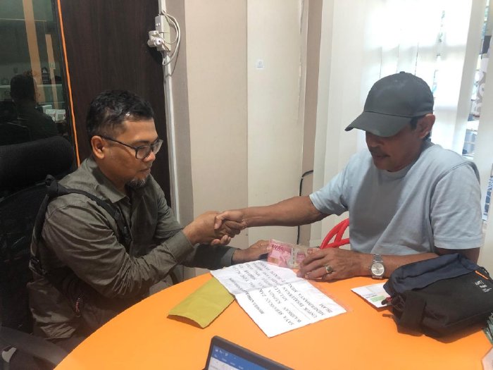 Wujud Kepedulian dan Keberkahan, Muzakki Tunaikan Zakat ke Baitul Mal Aceh. (FOTO: BMA)