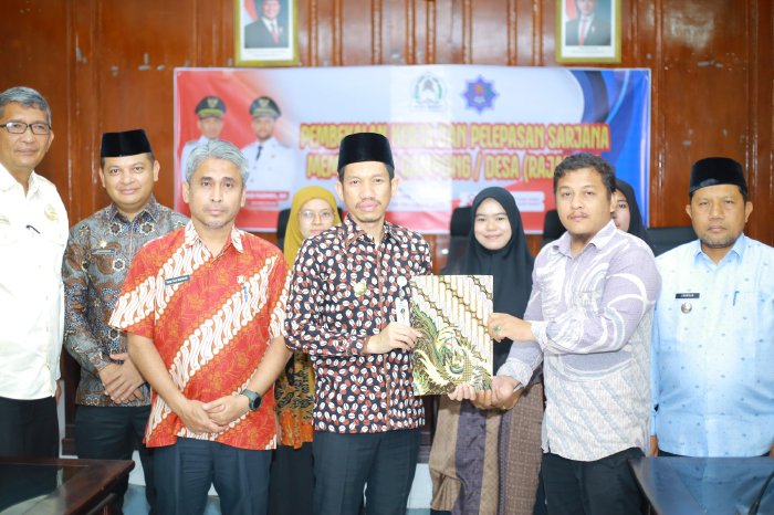 Bupati Aceh Barat Lepas Peserta “Raja Desa”. (Foto: Humas Aceh Barat)