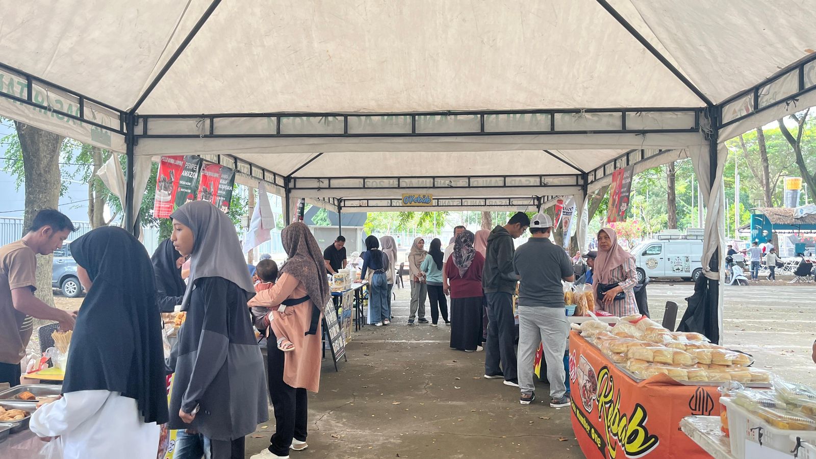 Distanbun Aceh Gelar Pasar Tani di SHB. (Foto: Distanbun)