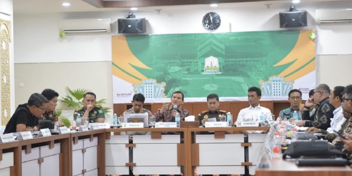 Wagub Aceh Fadhlullah Tegaskan Evaluasi Ulang Pembayaran Tanam Tumbuh di Proyek Tol Padang Tiji–Seulimeum. (Foto: For Nukilan)