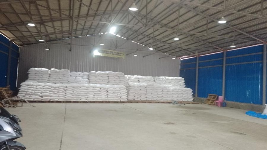Kementan Segel Gudang Beras. (FOTO: Kementerian Pertanian)