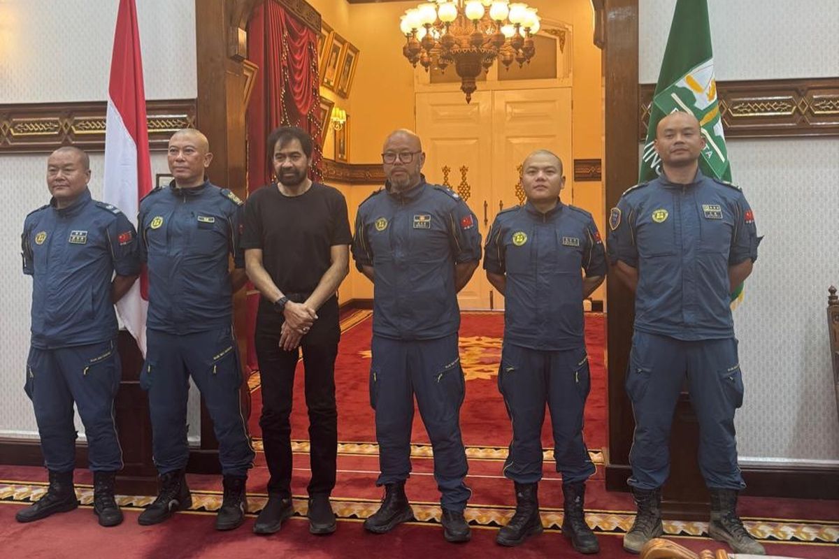 Gubernur Aceh, Muzakir Manaf (Mualem), telah mendatangkan tim dari China untuk mendeteksi mayat korban banjir bandang di Aceh yang diduga hingga saat ini masih ada tertimbun lumpur.(Foto: Dok. Tim Media Gubernur Aceh)