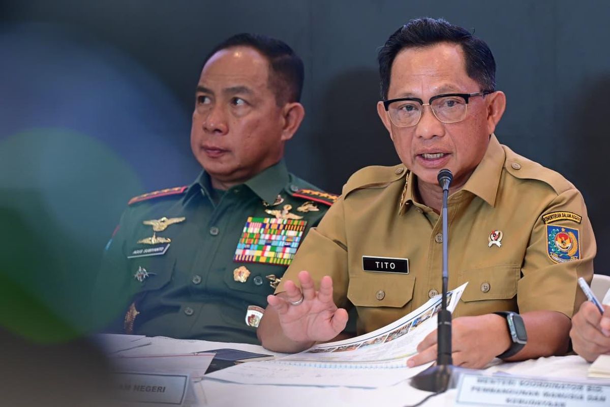 Menteri Dalam Negeri (Mendagri) Tito Karnavian dalam konferensi pers penanganan bencana di Lanud Halim Perdanakusuma, Jakarta Timur, Senin (29/12/2025). (Dok. Biro Pers, Media, dan Informasi Sekretariat Presiden)