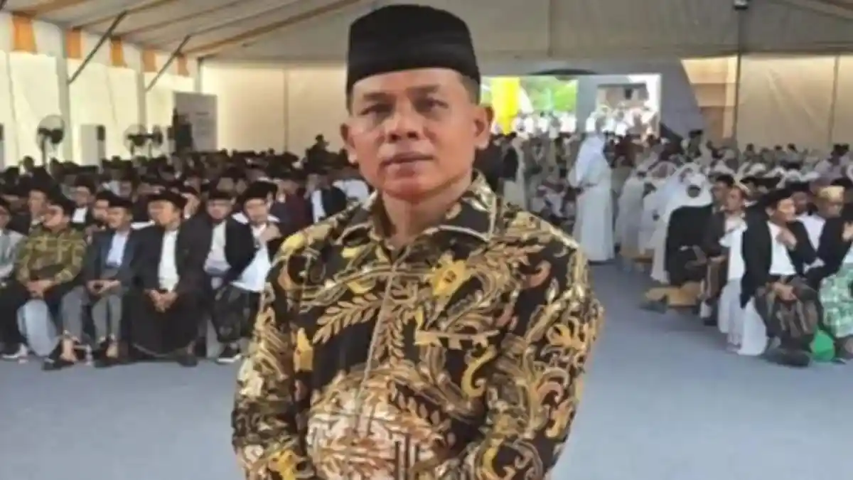 H. Baital Mukadis, S.E., kini resmi menjabat sebagai Pelaksana Tugas (Plt) Bupati Aceh Selatan menggantikan Mirwan MS. (Foto: Instagram)