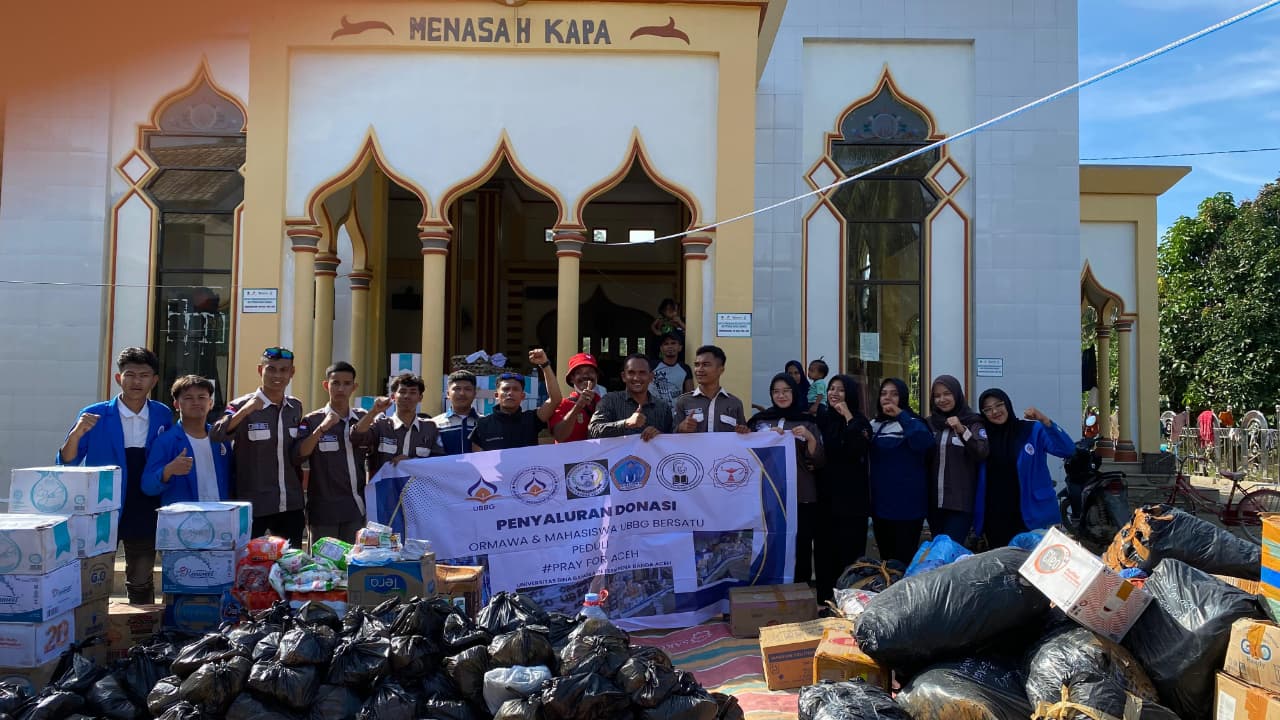 Mahasiswa dan Ormawa UBBG Hadirkan Solidaritas di Tengah Tangis Pengungsian Aceh. (Foto: For Nukilan)