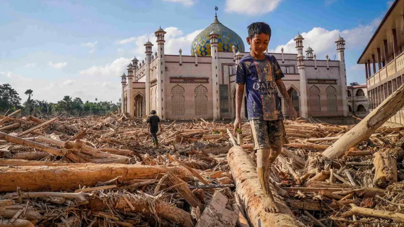 Banjir yang melanda Aceh Tamiang. (Foto: Antara/Erlangga Bregas Prakoso)