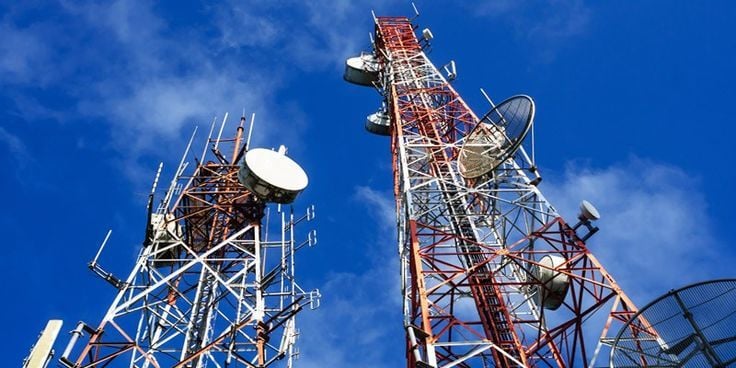 Ilustrasi Base Transceiver Station (BTS) milik KOMDIGI (Foto: Pinterest)