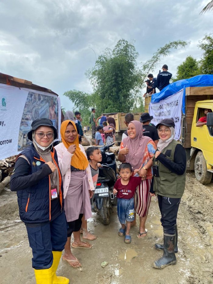 Pemuda Kuta Cot Glie Antar Bantuan Besar ke Wilayah Terisolasi Langkahan. (Foto: For Nukilan)