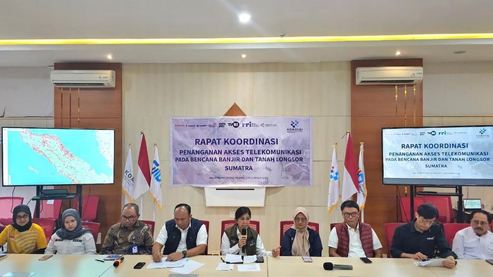Telkomsel Pulihkan Hampir 80% Layanan Telekomunikasi di Sumatera dan Aceh. (FOTO: FOR NUKILAN)