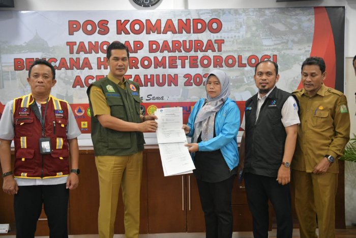 Komdigi Kirimkan 2 Ton Bantuan untuk Korban Bencana di Aceh