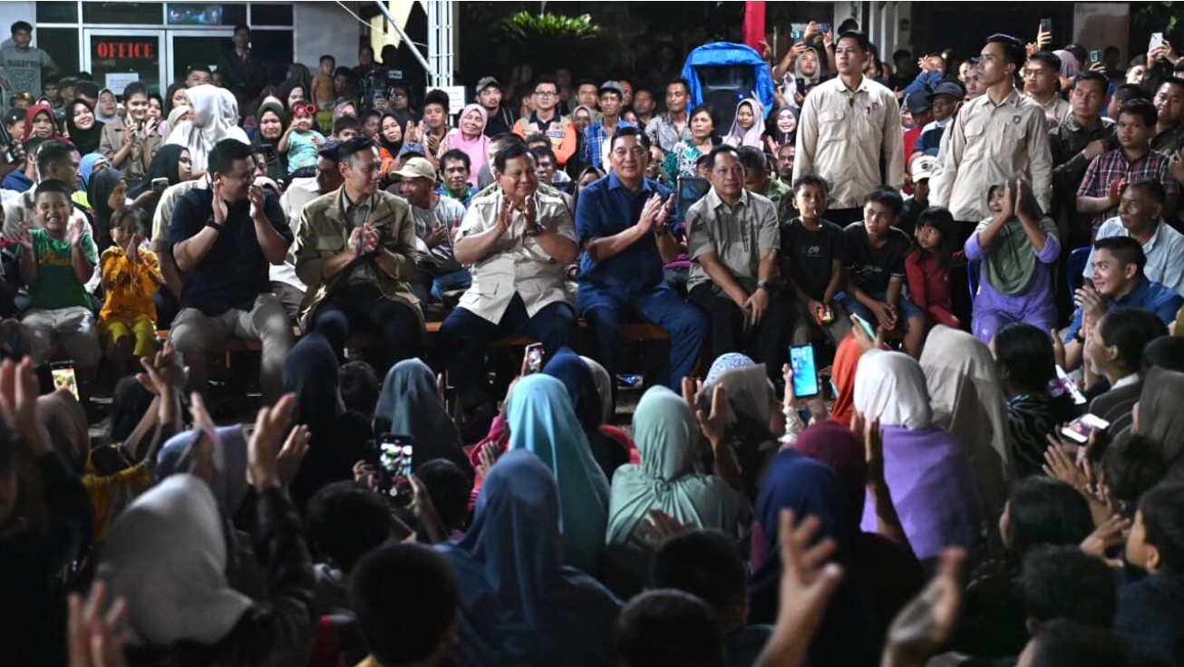 Presiden Prabowo Isi Malam Tahun Baru dengan Doa Bersama Warga Terdampak Bencana di Tapsel