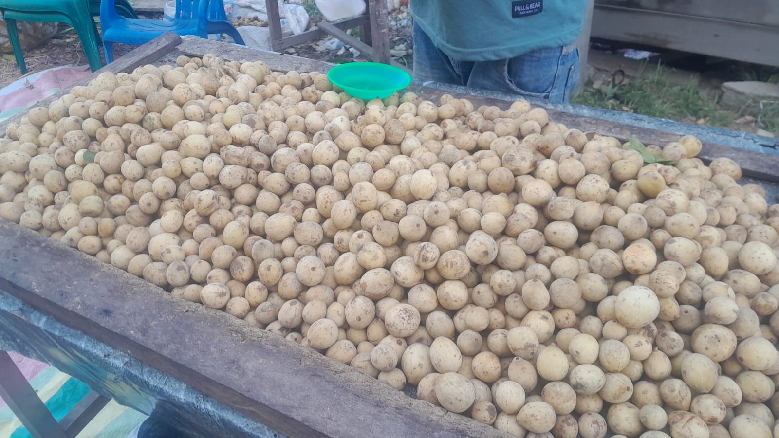 Duku Manis di Simpang Empat Kluet Utara. (Foto: Nukilan)