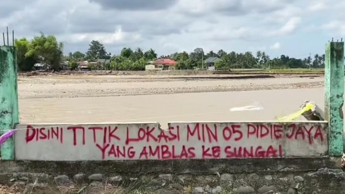 MIN 5 Pidie Jaya hilang disapu banjir akhir November lalu. (Foto: Kemenag Aceh).