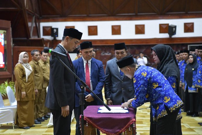 Sekda Aceh Kukuhkan 201 Kepala Sekolah, Tekankan Tanggung Jawab Besar Dunia Pendidikan