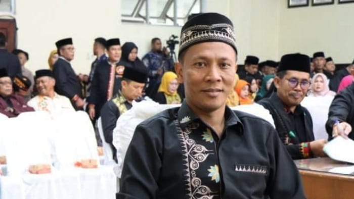 Seven Cebro Kobat Pimpin PAN Aceh Tengah