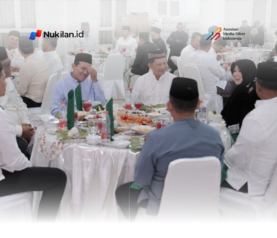 Walikota Illiza Jamu Mendagri Tito Karnavian dengan Kuah Beulangong dan Ayam Tangkap. (Foto: For Nukilan)