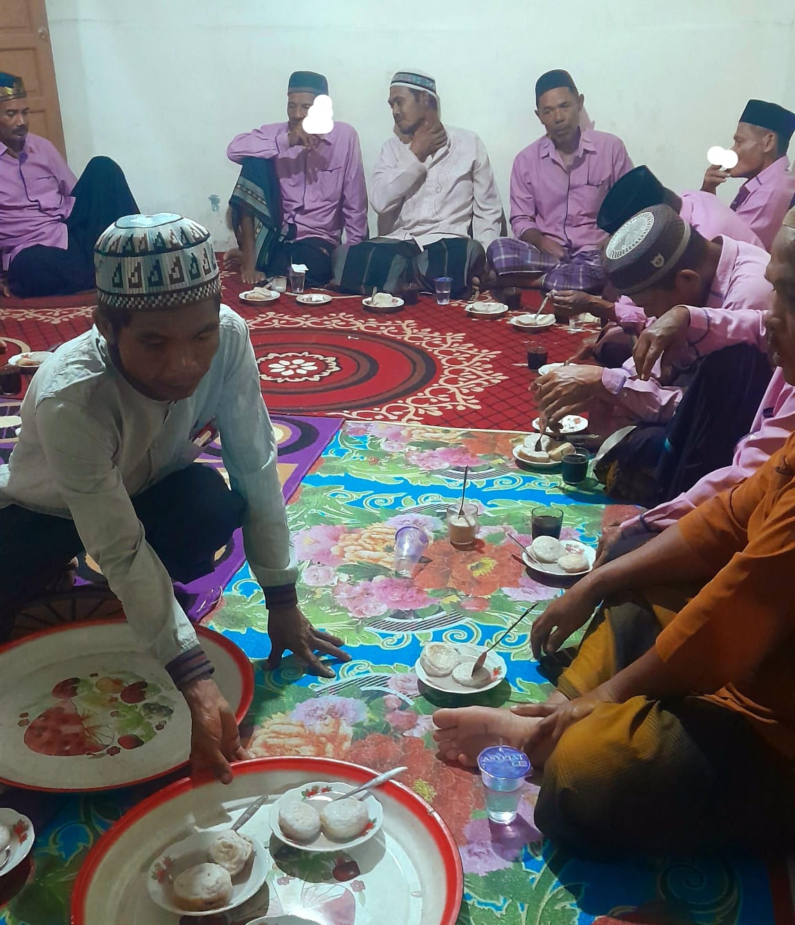 Tradisi Malam Dalail Khairat Tetap Lestari di Gampong Sapik, Kluet Timur. (Foto: Nukilan)