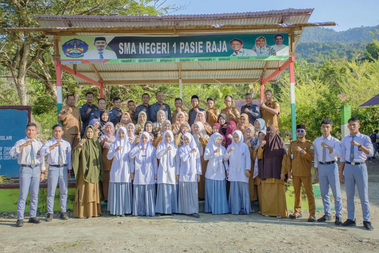 Bawaslu Aceh Selatan Sambangi Sekolah, Bekali Pemilih Pemula dan Dorong Pengawasan Partisipatif. (Foto: For Nukilan)