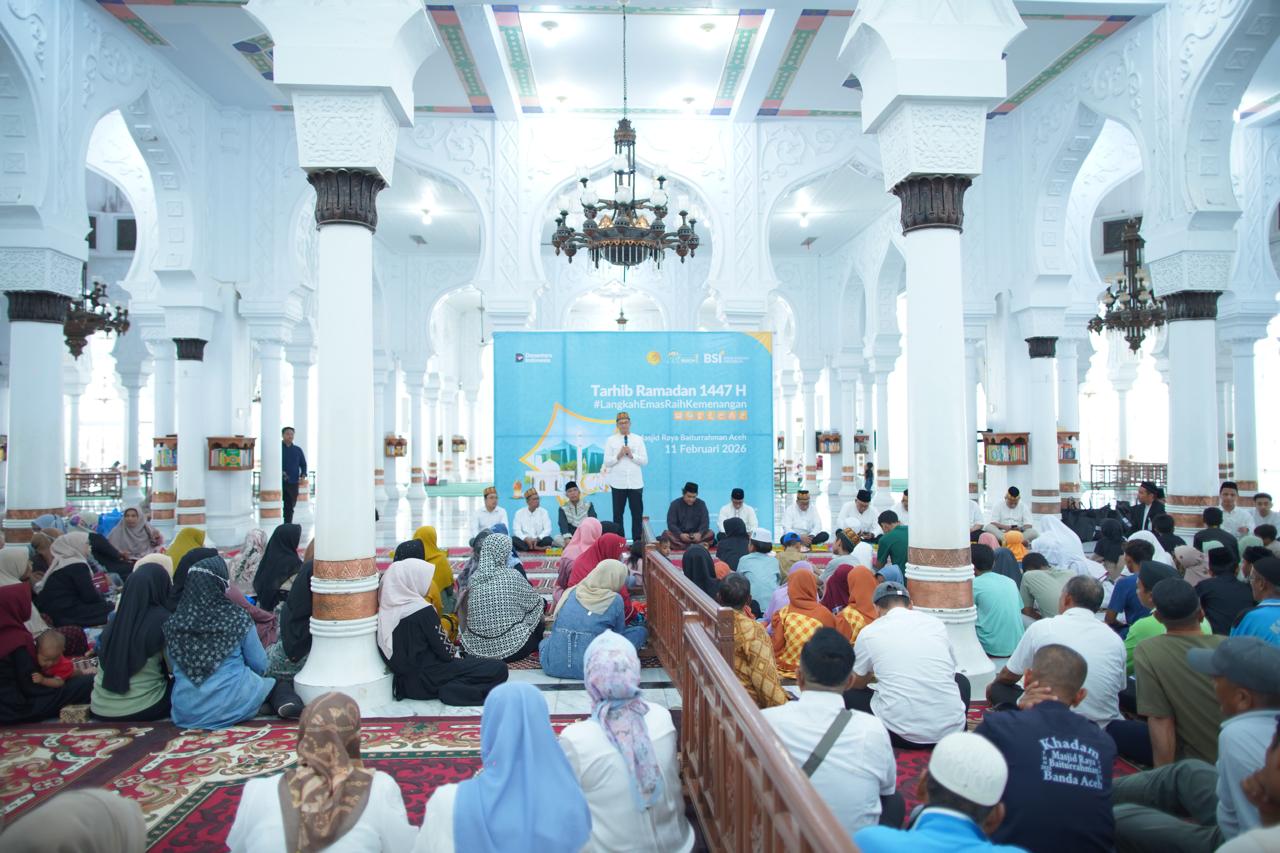 BSI Aceh Gelar Tarhib di Masjid Raya Baiturrahman dan Bagikan 500 Paket Sembako. (Foto: For Nukilan)