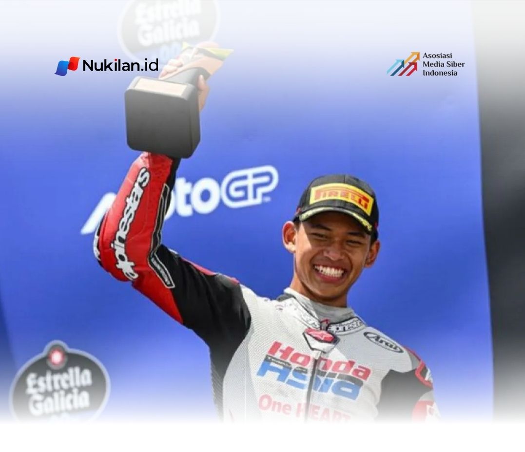 Pembalap muda Indonesia, Veda Ega Pratama, mencatatkan sejarah di ajang Moto3 usai meraih podium pertamanya pada seri kedua musim 2026 yang berlangsung di Brasil, Minggu (22/3/2026). (Foto: X Honda Team Asia)