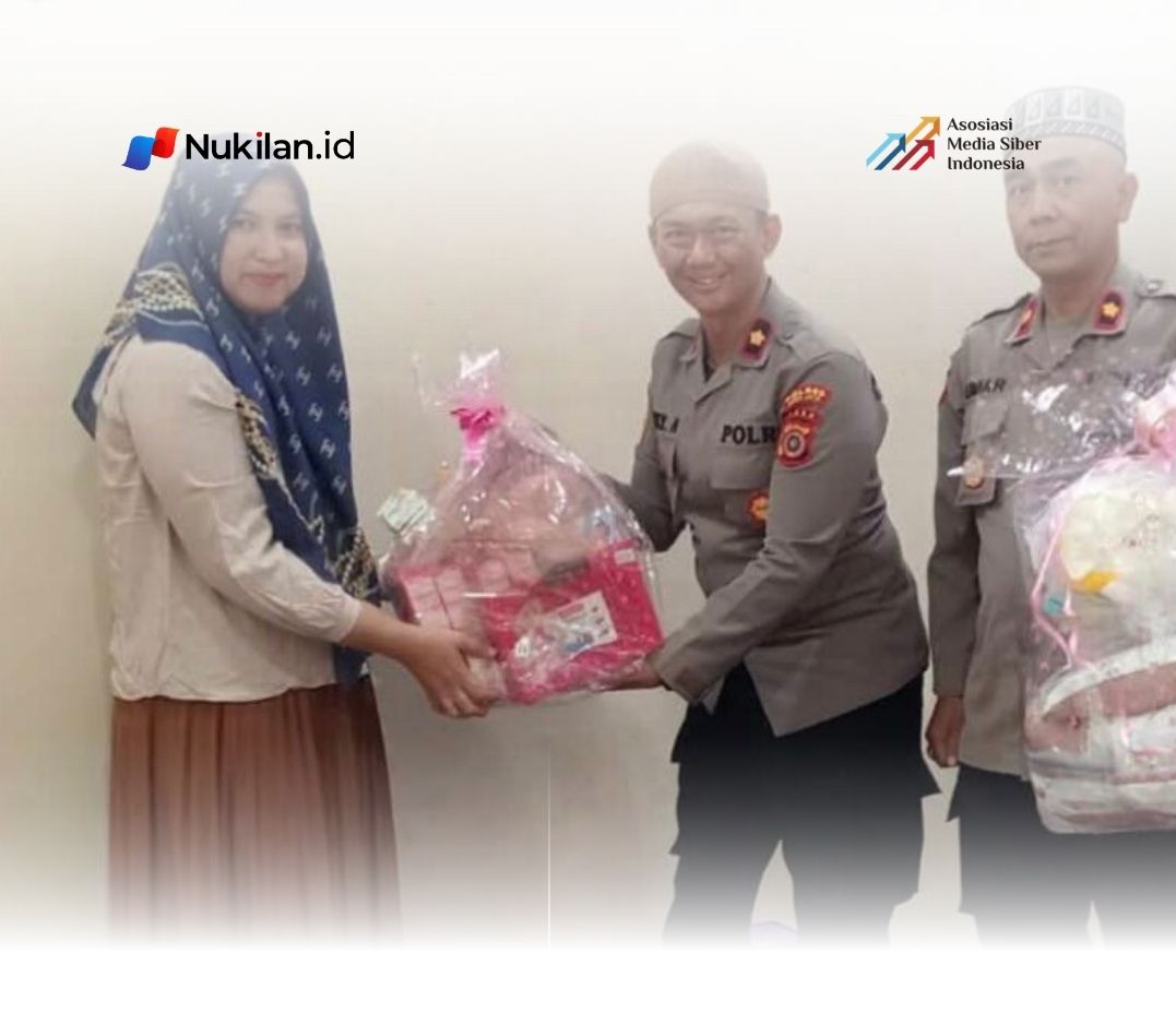 Kapolda Aceh Salurkan Bantuan untuk Bayi yang Ditemukan di Masjid Leupe Lamno. (Foto: For Nukilan)