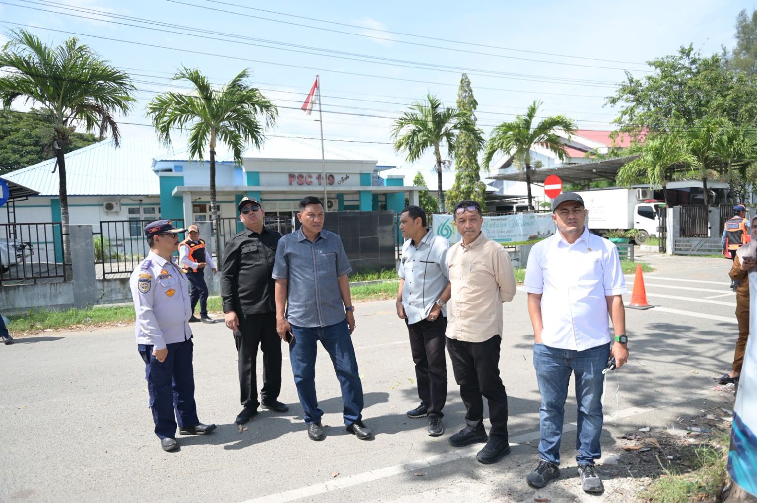 Komisi III DPRK Banda Aceh Tinjau Titik Rawan Kemacetan, Soroti Penataan Parkir. (Foto: For Nukilan)