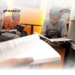 Di Balik Label “Generasi Medsos”, Minat Baca Gen Z Justru Paling Tinggi