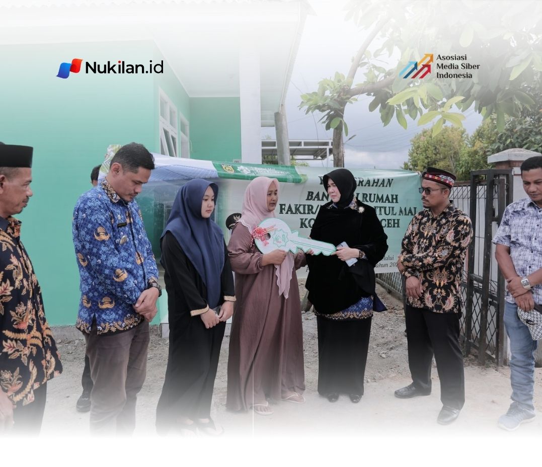 Illiza Kembali Serahkan Rumah Layak Huni untuk Warga Duafa di Banda Aceh (Foto: Humas BNA)