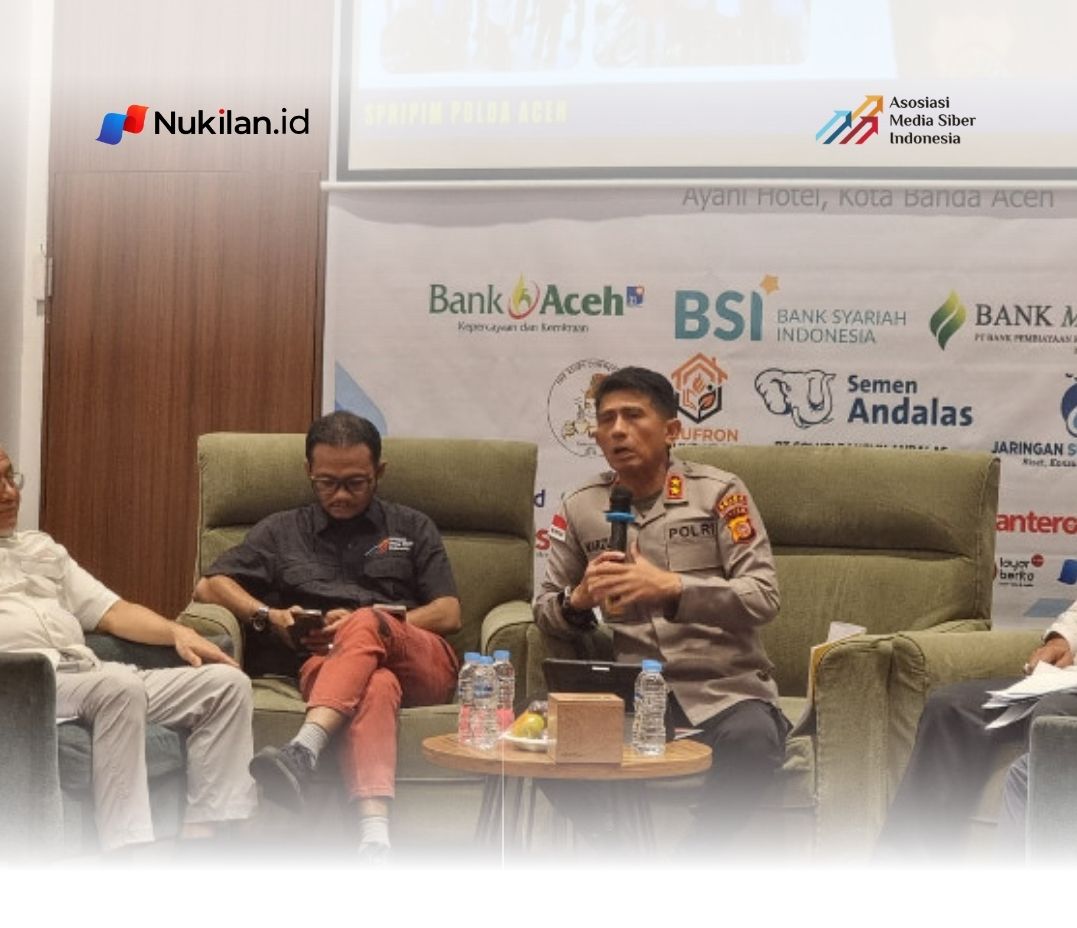 Kepala Kepolisian Daerah (Kapolda) Aceh, Marzuki Ali Basyah, saat menjadi narasumber seminar dalam kegiatan Uji Kompetensi Wartawan (UKW) yang digelar
selama tiga hari, Rabu hingga Jumat, 15-17 April 2026, di Ayani Hotel, Kota Banda Aceh. (Foto: Nukilan)
