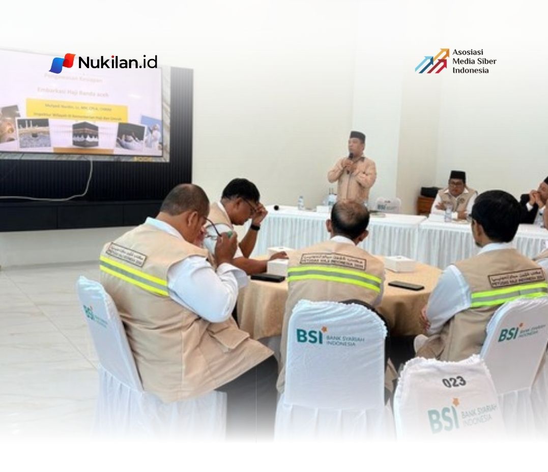 Inspektur Wilayah III Kemenhaj Mulyadi Nurdin memberikan pembekalan kepada petugas haji embarkasi Banda Aceh. (Foto: Kemenhaj).