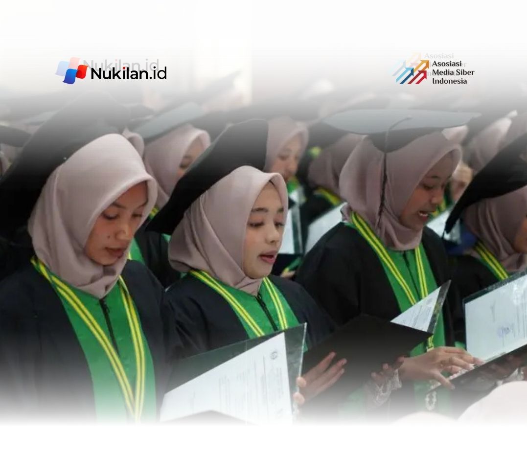 Seratusan santri Insan Qurani Aceh saat mengikuti prosesi wisuda angkatan ke X, di gedung AAC Dayan Dawood Universitas Syiah Kuala Banda Aceh, Sabtu (18/4/2026). (Foto: Dayah Insan Qurani)