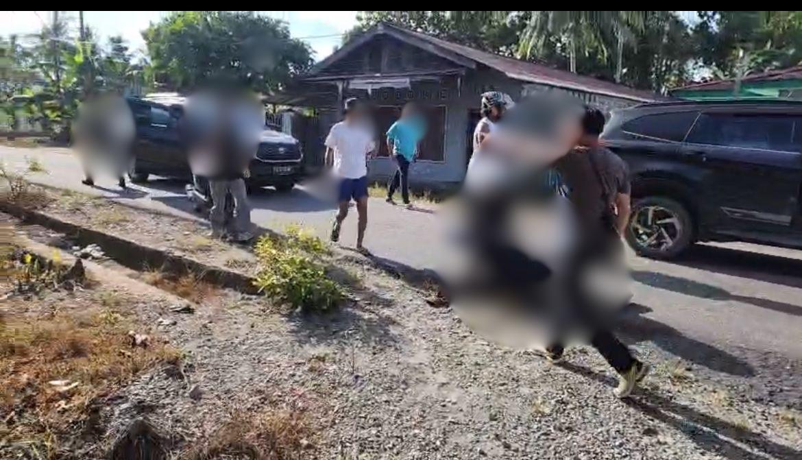 Pelaku utama berinisial EH (37) saat berhasil diamankan pada Rabu, 15 April 2026, sekitar pukul 16.13 WIT di wilayah SP 1, Timika.