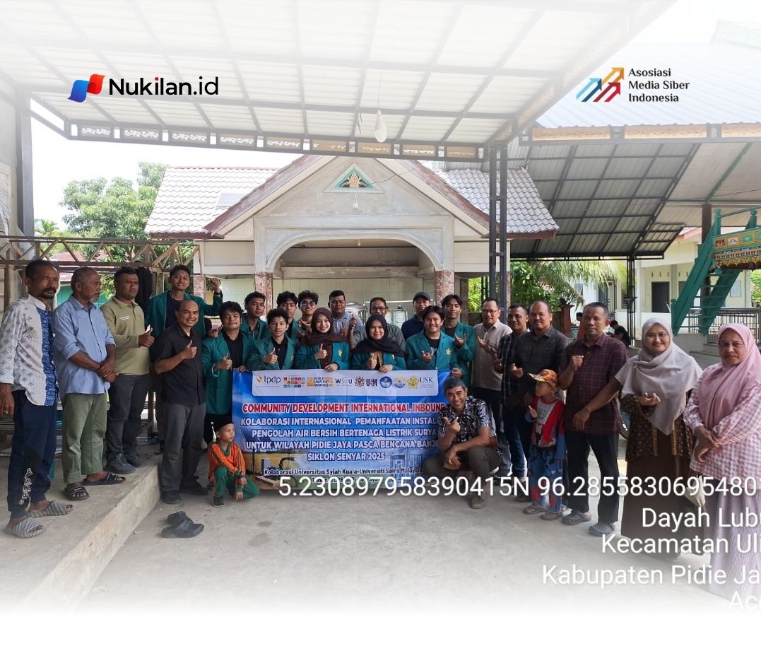 Universitas Syiah Kuala (USK) menyerahkan instalasi pengolah air bersih kepada masyarakat Gampong Dayah Leubeu, Kecamatan Ulim, Kabupaten Pidie Jaya, Sabtu (25/4/2026). (Foto: For Nukilan)