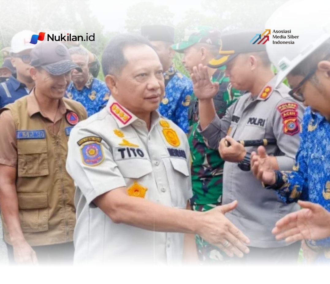 Kunjungan kerja Menteri Dalam Negeri Republik Indonesia, Prof. Drs. H.M. Muhammad Tito Karnavian, M.A., Ph.D., ke lokasi sinkhole di Kampung Pondok Balik, Kecamatan Ketol, Kabupaten Aceh Tengah, Senin (20/4/2026). (Foto: For Nukilan)