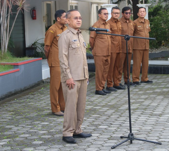 Kadis ESDM Aceh Pimpin Upacara Perdana. (Foto: For Nukilan)
