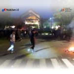 Demo Tolak Pergub JKA Jilid III Memanas, Massa Bertahan di Tengah Hujan DEMO JKA JILID III