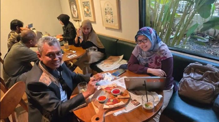 Plt. Kadistanbun Aceh Dr. Ir. Azanuddin Kurnia, SP, M.P, IPU, ASEAN Eng sedang berdiskusi Forum Zakat Research Hub bersama Badan Riset dan Inovasi Nasional (BRIN), Universitas Syiah Kuala (USK), dan Nurul Hayat. (Foto: Ist)