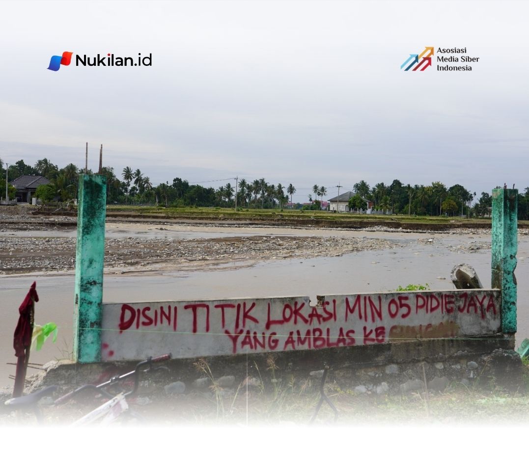 Madrasah Ibtidaiyah Negeri (MIN) 5 Pidie Jaya, Aceh, yang hilang diterjang banjir pada akhir November 2025, kini mulai dibangun kembali. (Foto: For Nukilan)